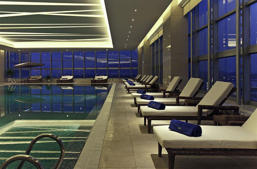 The Westin Nanjing Xuanwu Lake Zewnętrze zdjęcie