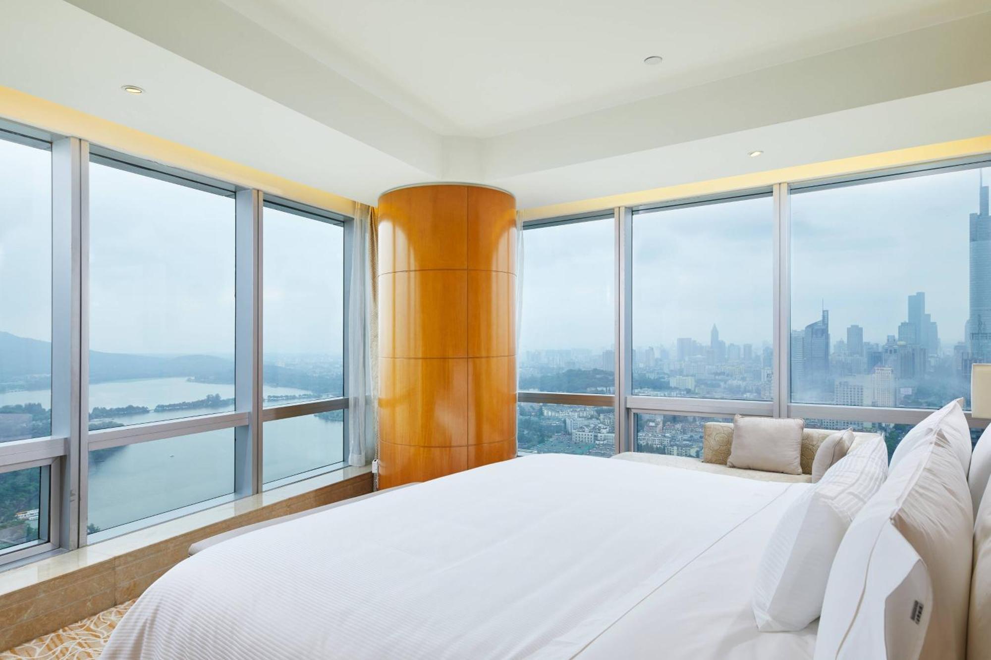 The Westin Nanjing Xuanwu Lake Zewnętrze zdjęcie