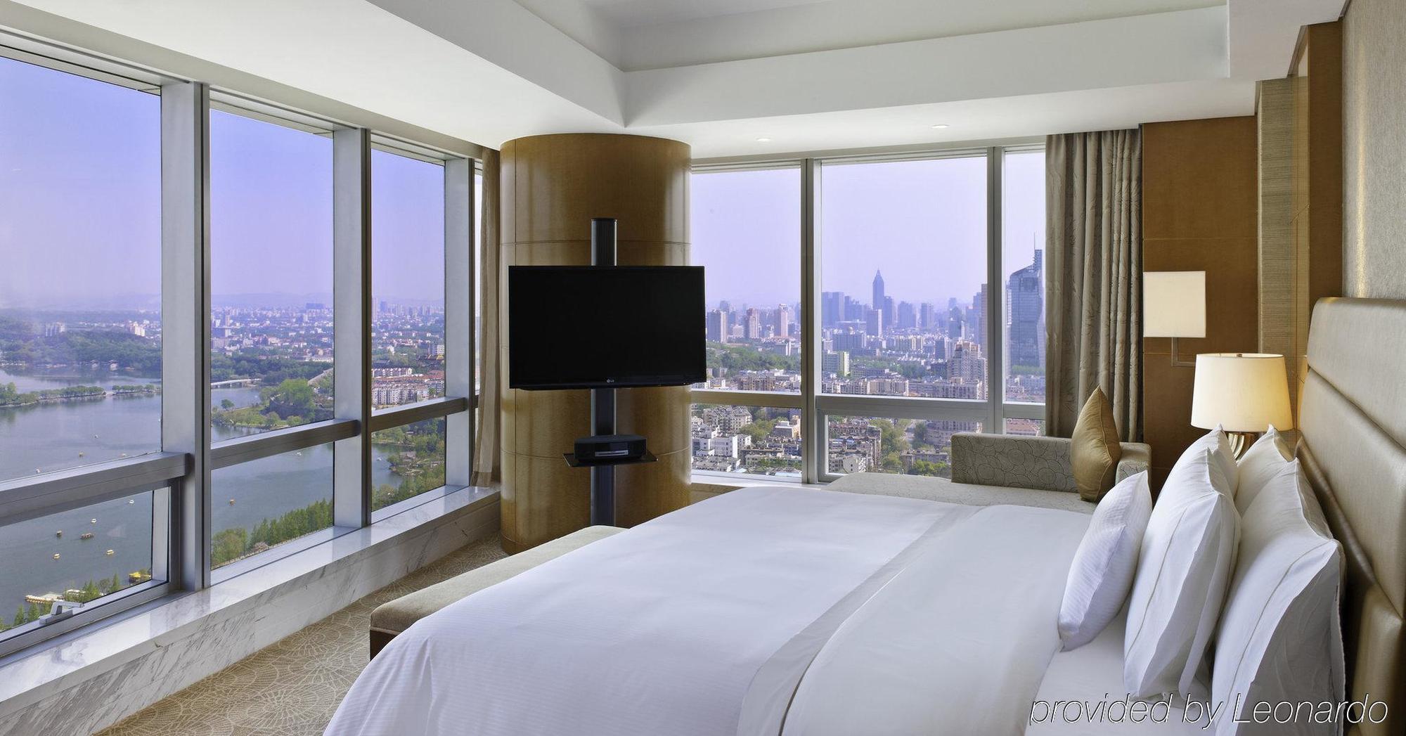 The Westin Nanjing Xuanwu Lake Zewnętrze zdjęcie