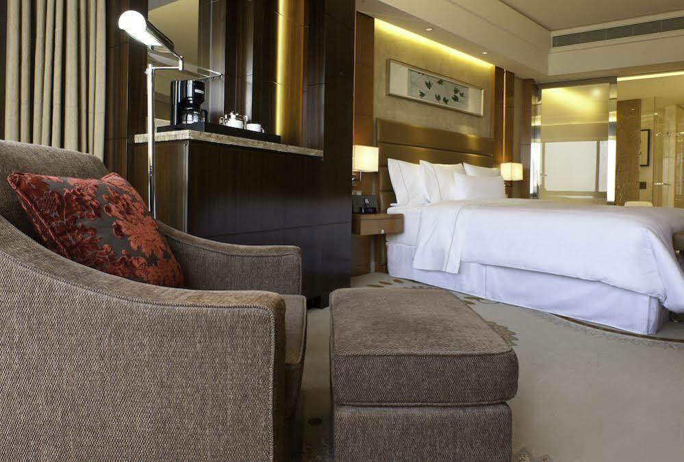 The Westin Nanjing Xuanwu Lake Zewnętrze zdjęcie